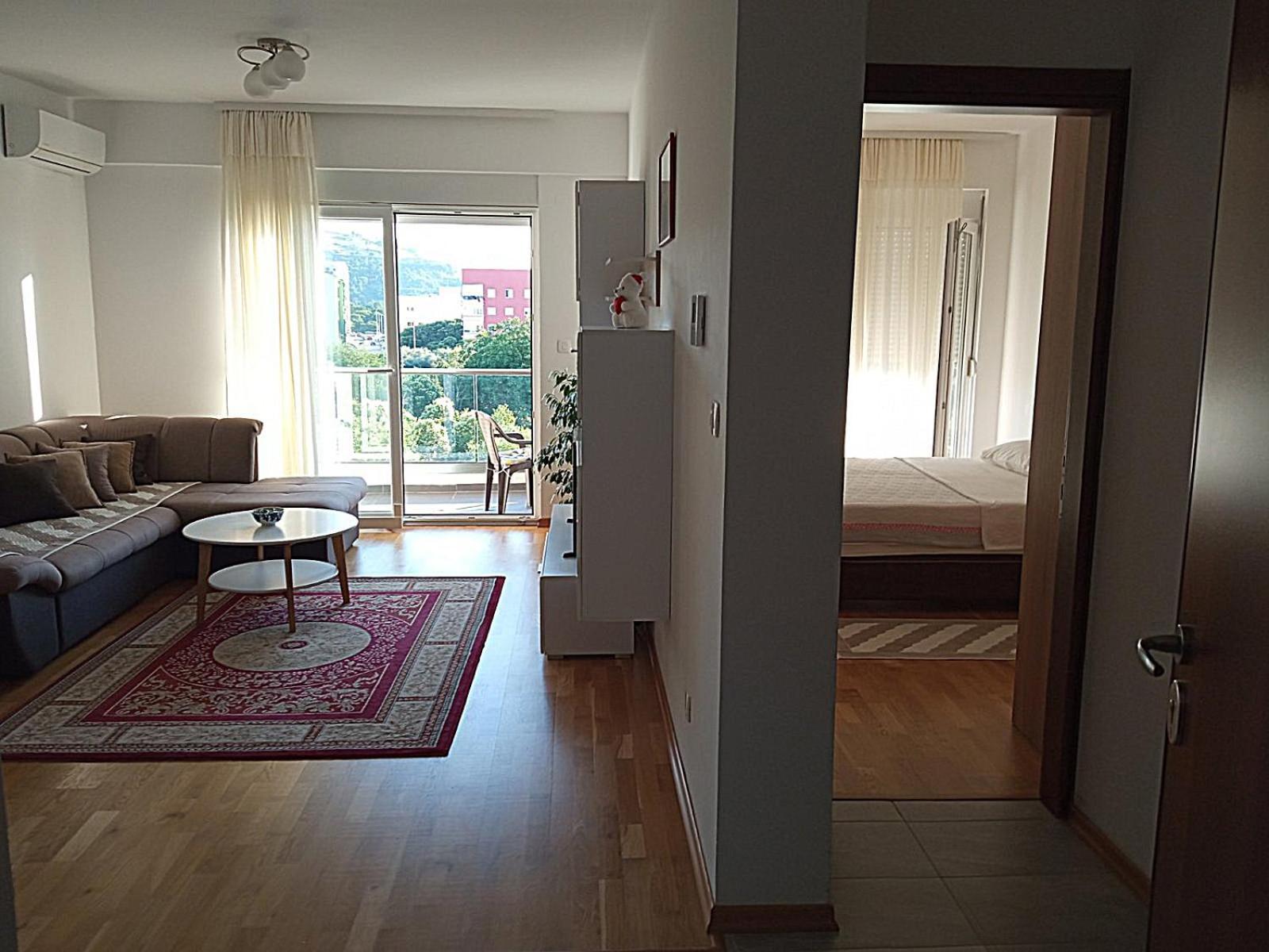 Renta Apartman Podgoriţa Exterior foto