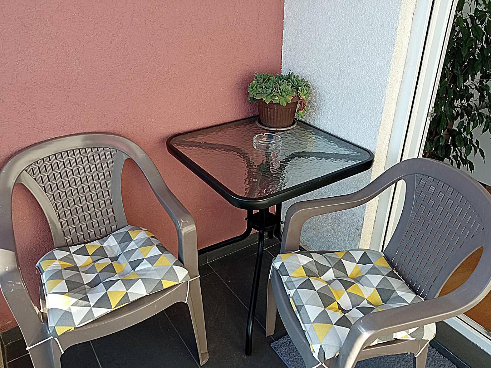Renta Apartman Podgoriţa Exterior foto